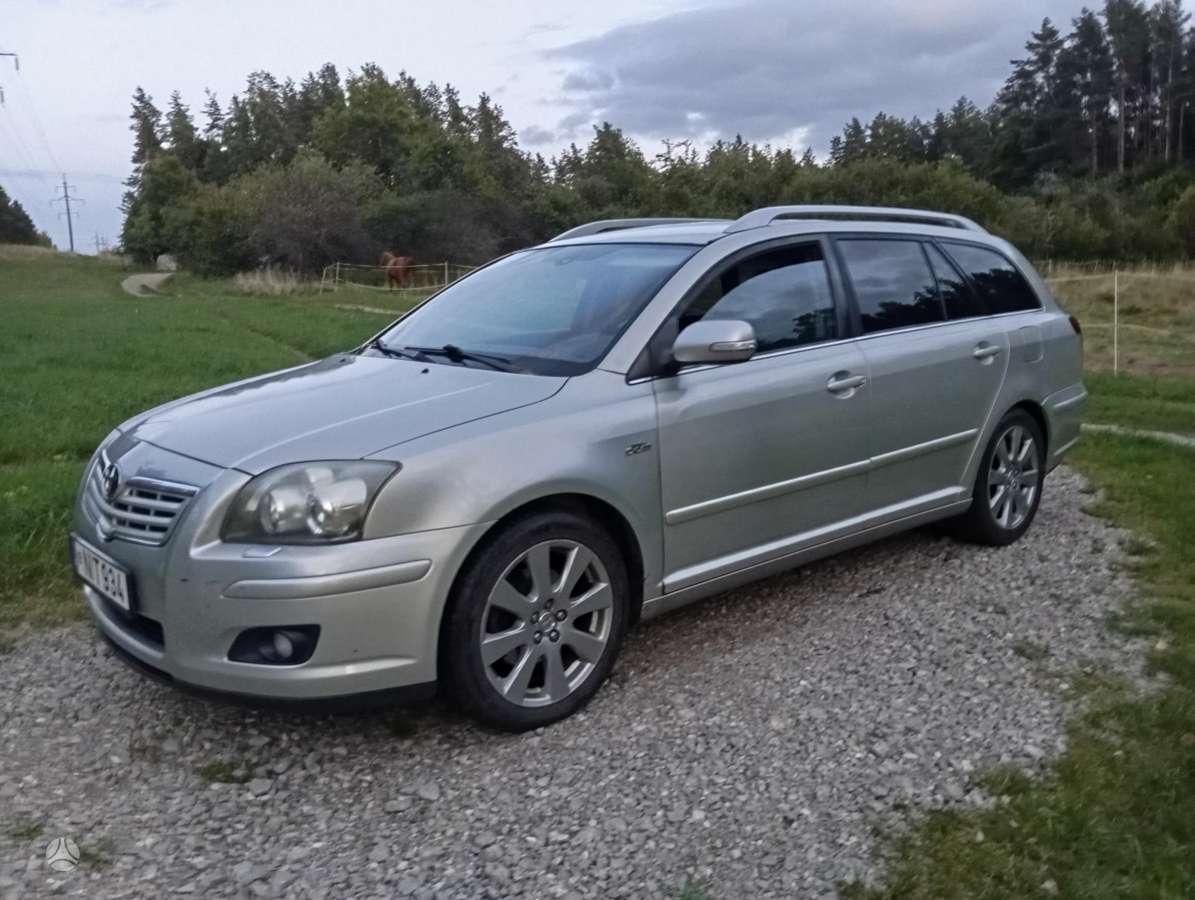 Toyota Avensis - 3