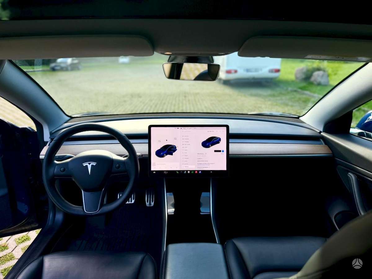 Tesla Model 3, 81 кВт·ч, Седан