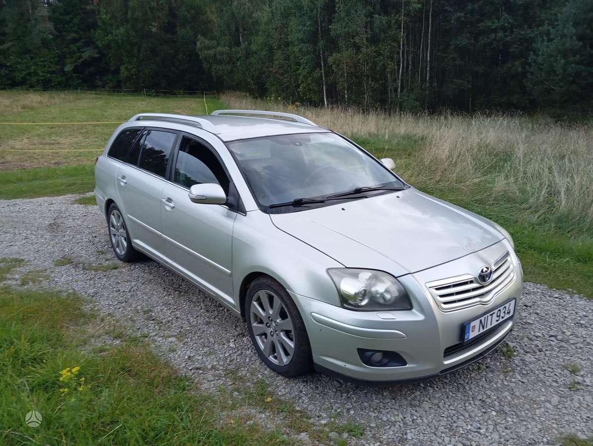 Toyota Avensis - 5