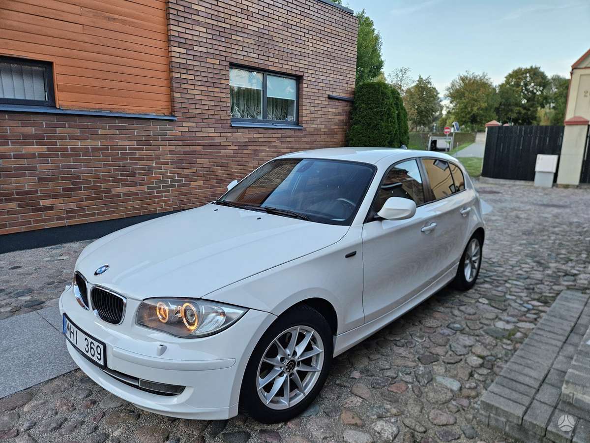 BMW 118, 2.0 l., Хэтчбек