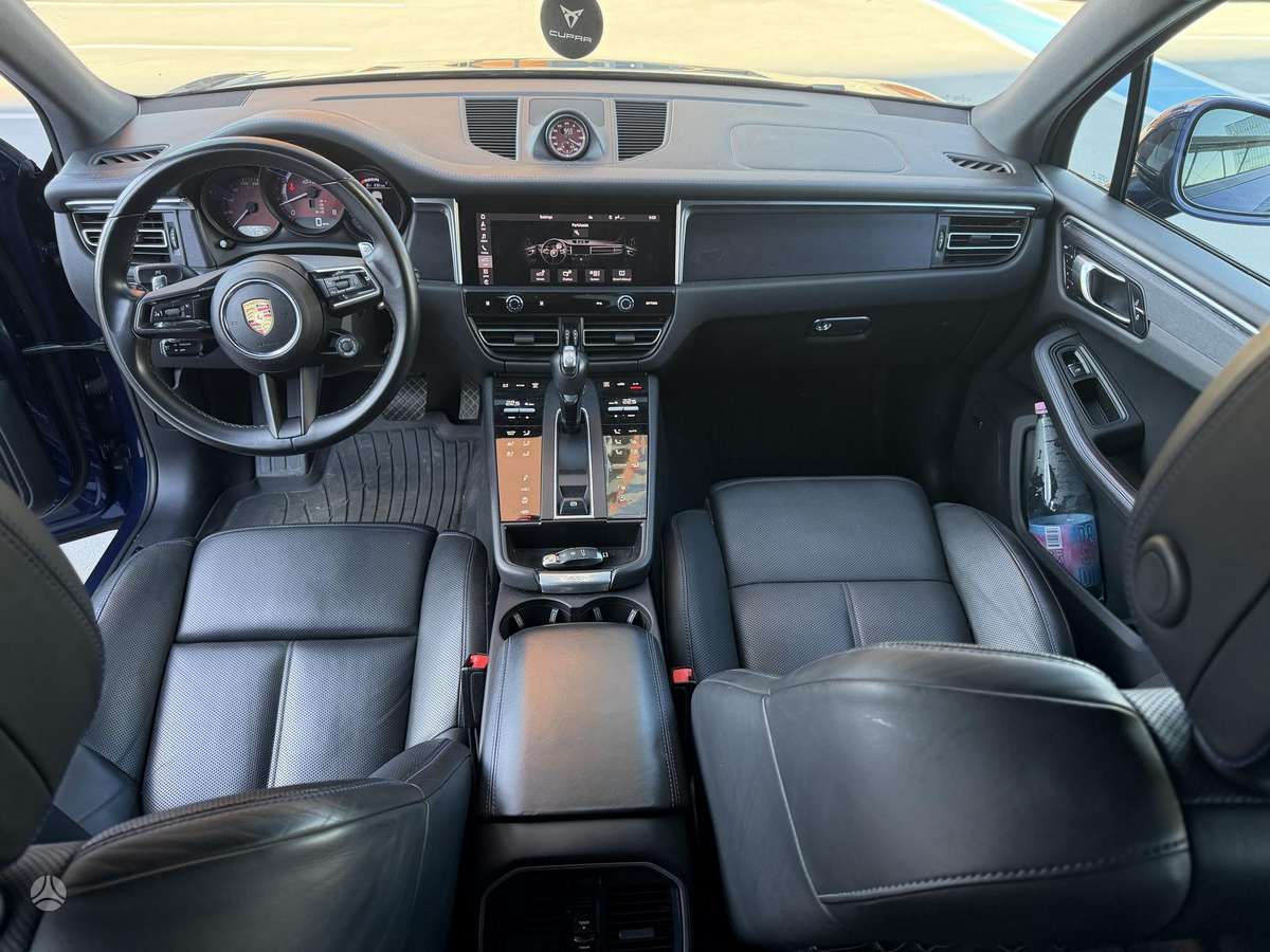 Porsche Macan - 10
