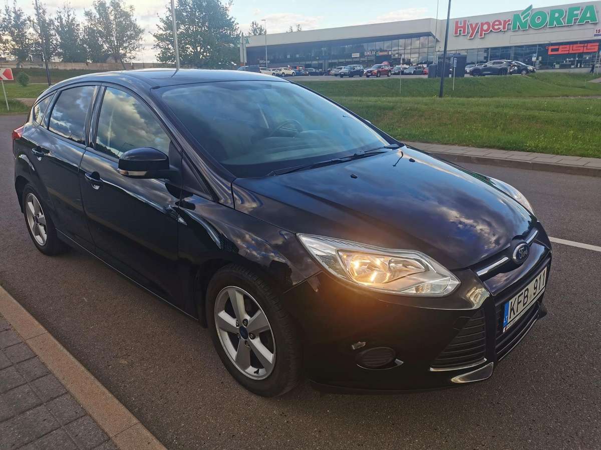 Ford Focus, 1.0 l., Хэтчбек