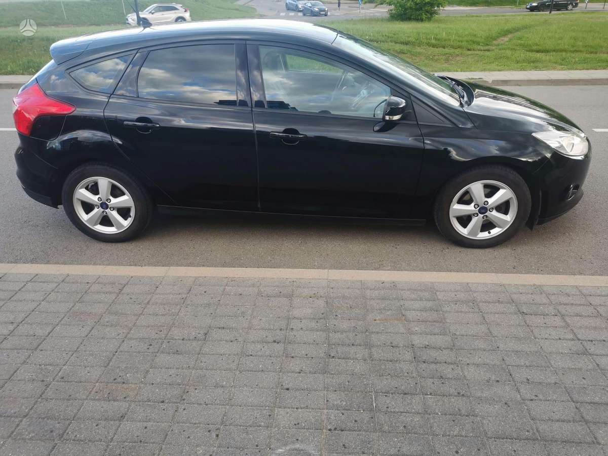 Ford Focus, 1.0 l., Хэтчбек