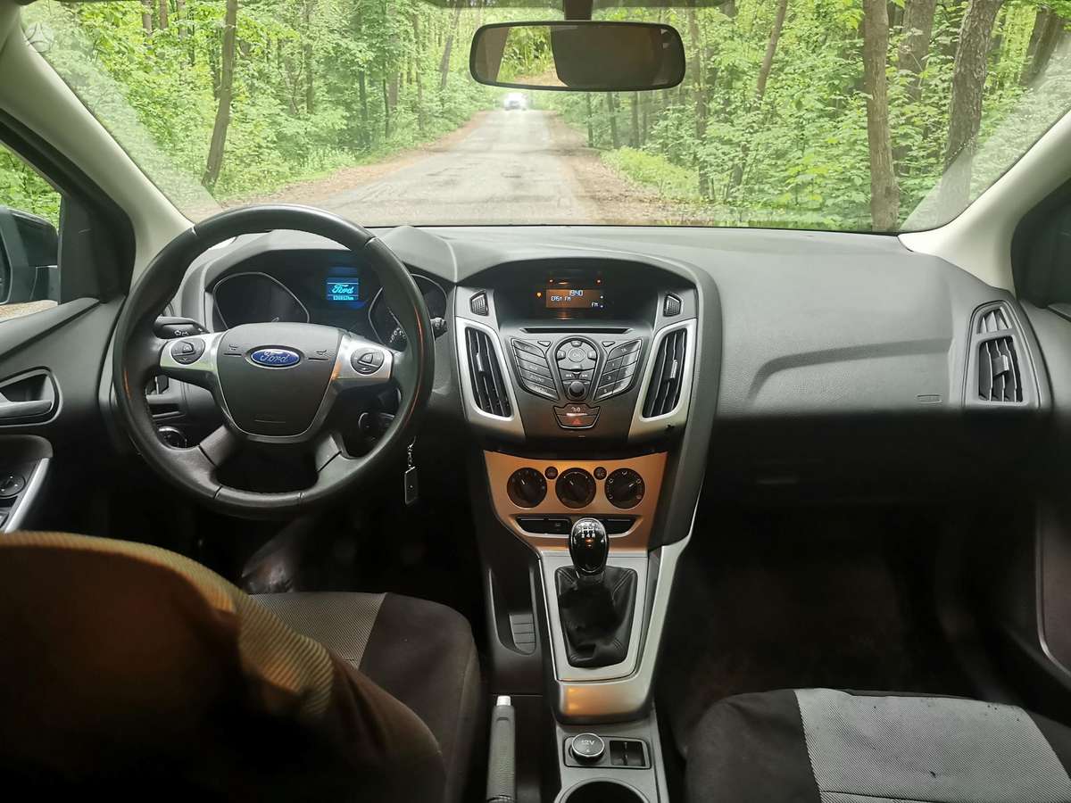 Ford Focus, 1.0 l., Хэтчбек