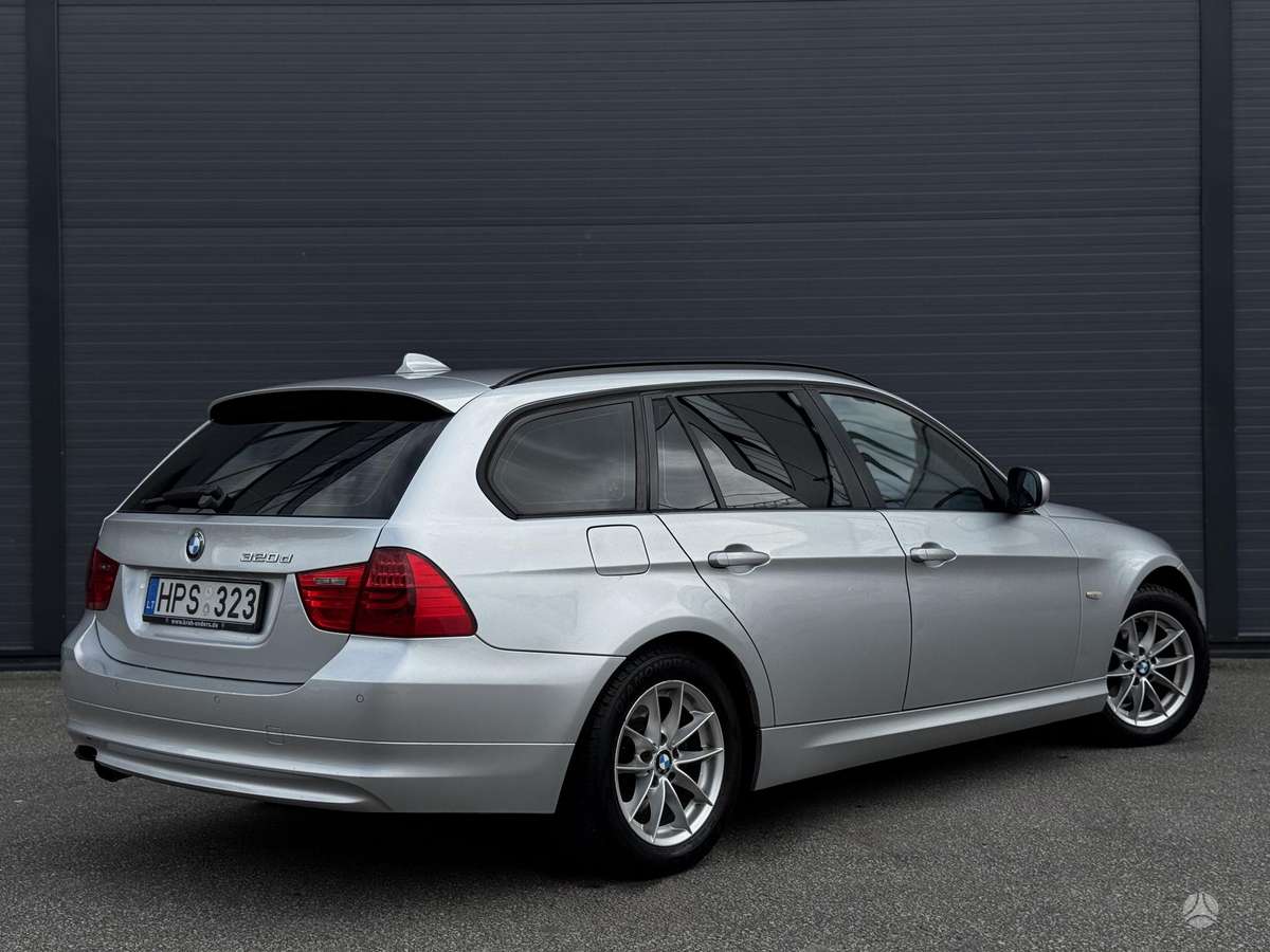 BMW 320, 2.0 l., universalas