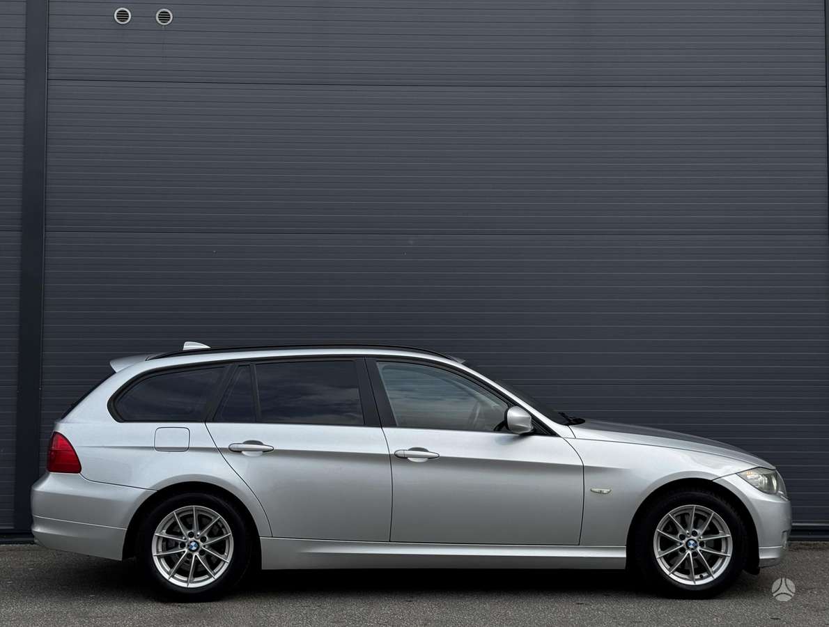BMW 320, 2.0 l., universalas