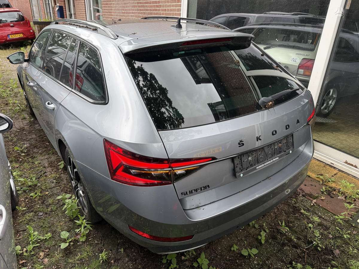 Škoda Superb - 6