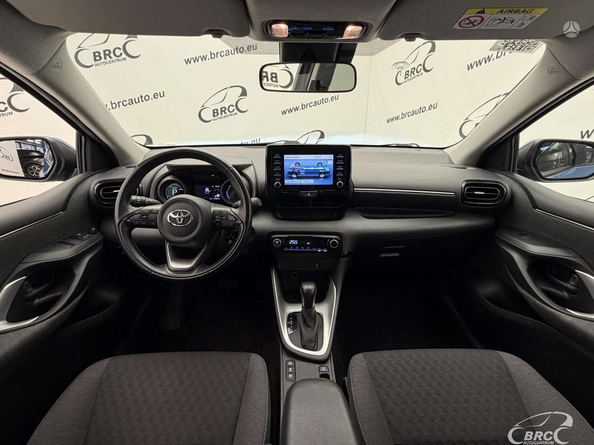 Toyota Yaris - 4