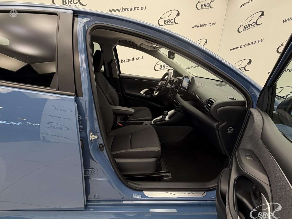 Toyota Yaris - 5