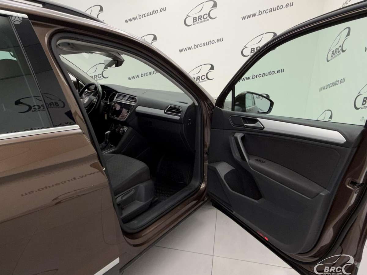 Volkswagen Tiguan - 9