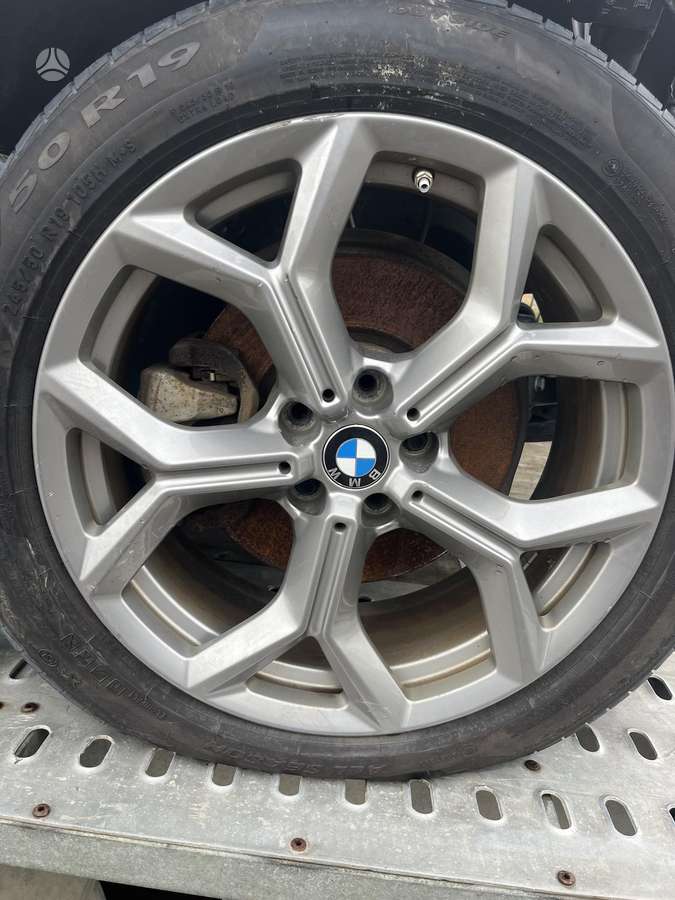 BMW X3, lengvojo lydinio, R19