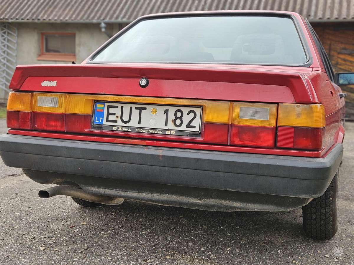 Audi 80, 1.8 l., Седан