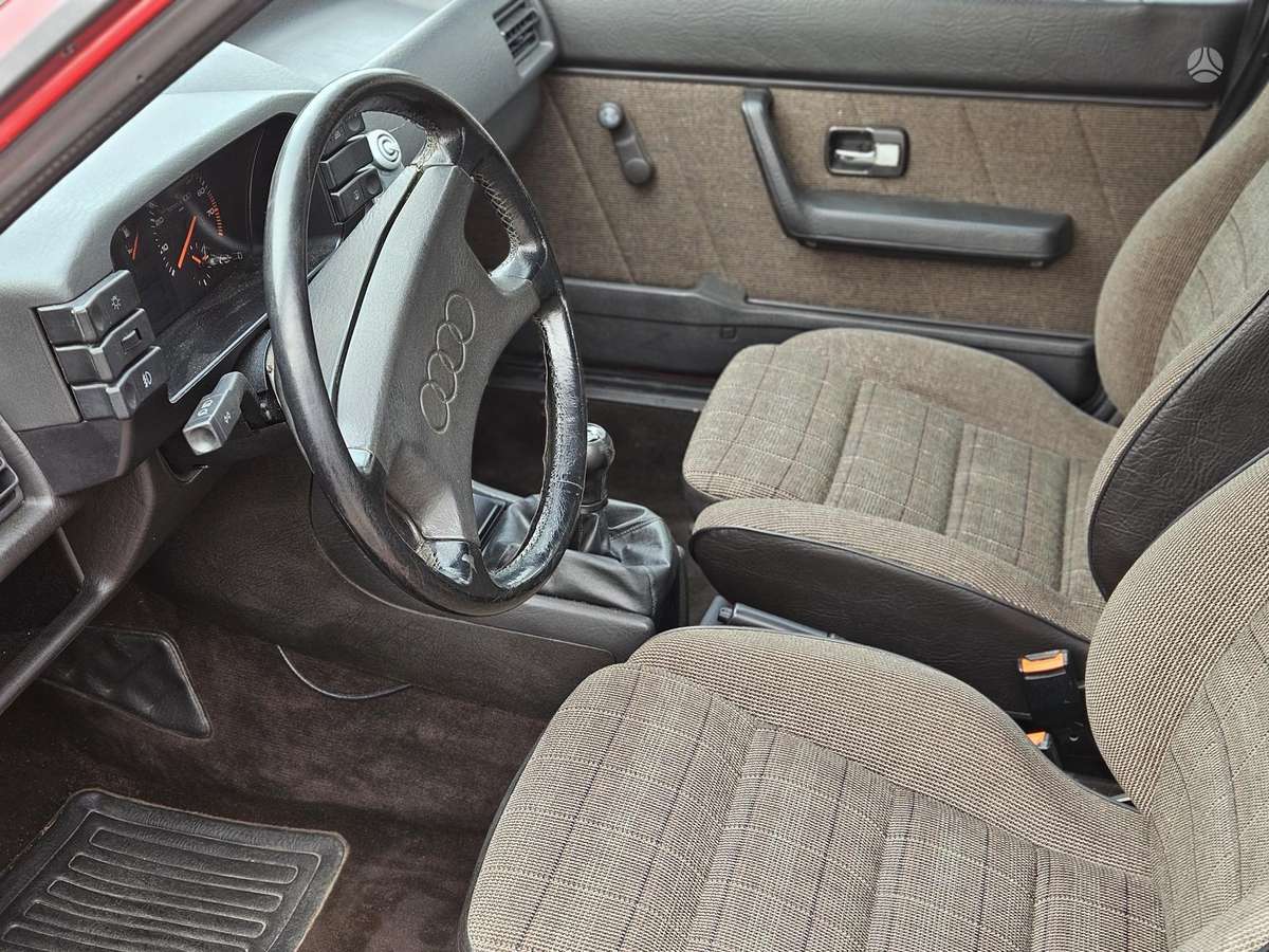 Audi 80, 1.8 l., Седан