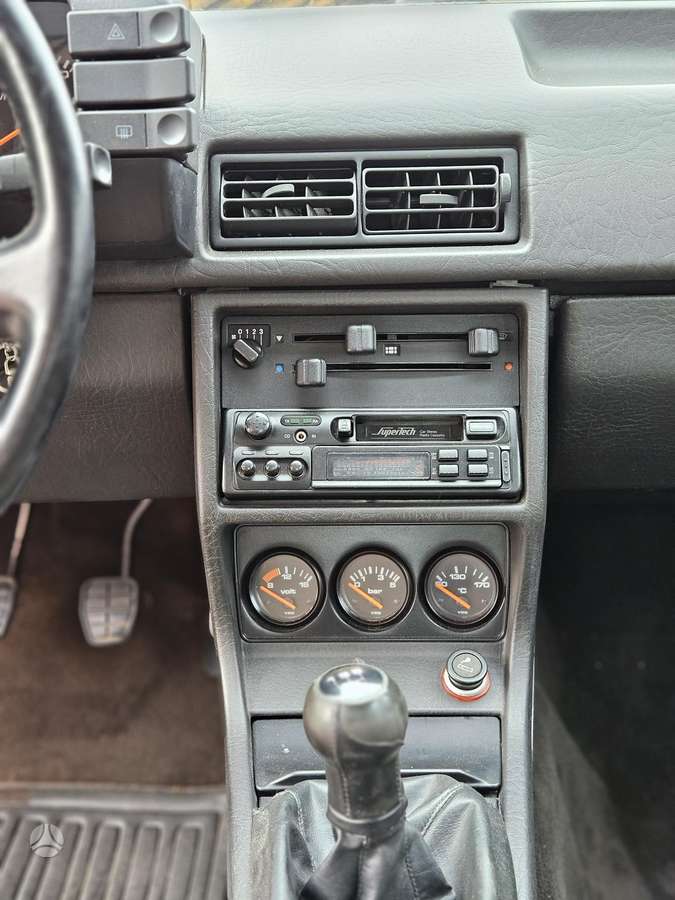Audi 80, 1.8 l., Седан