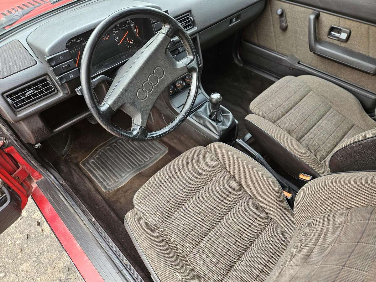 Audi 80, 1.8 l., Седан