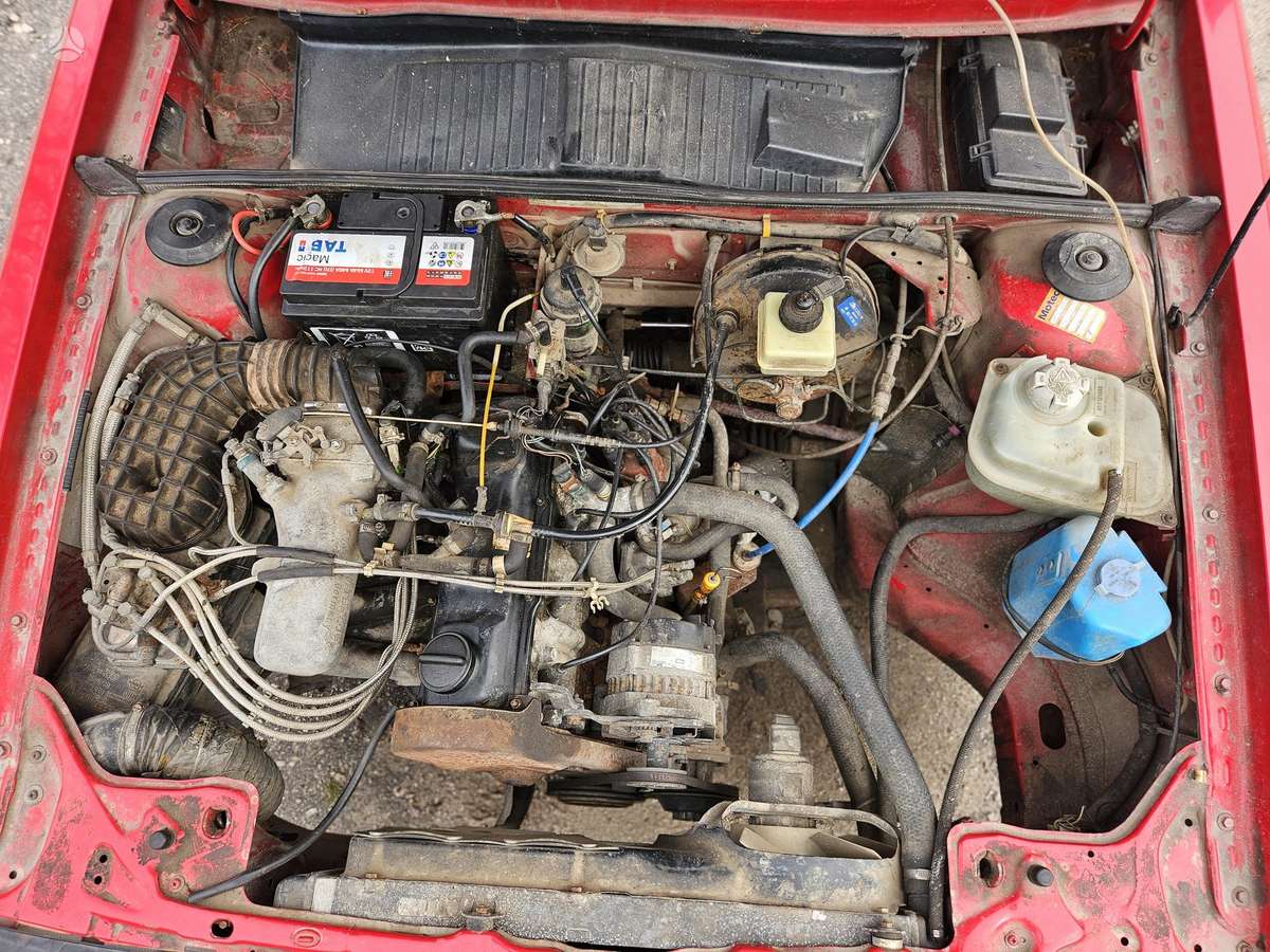 Audi 80, 1.8 l., Седан