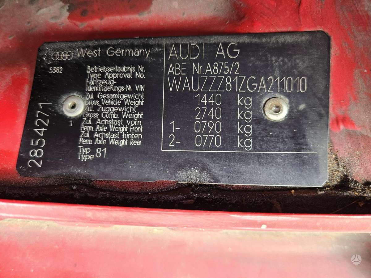 Audi 80, 1.8 l., Седан