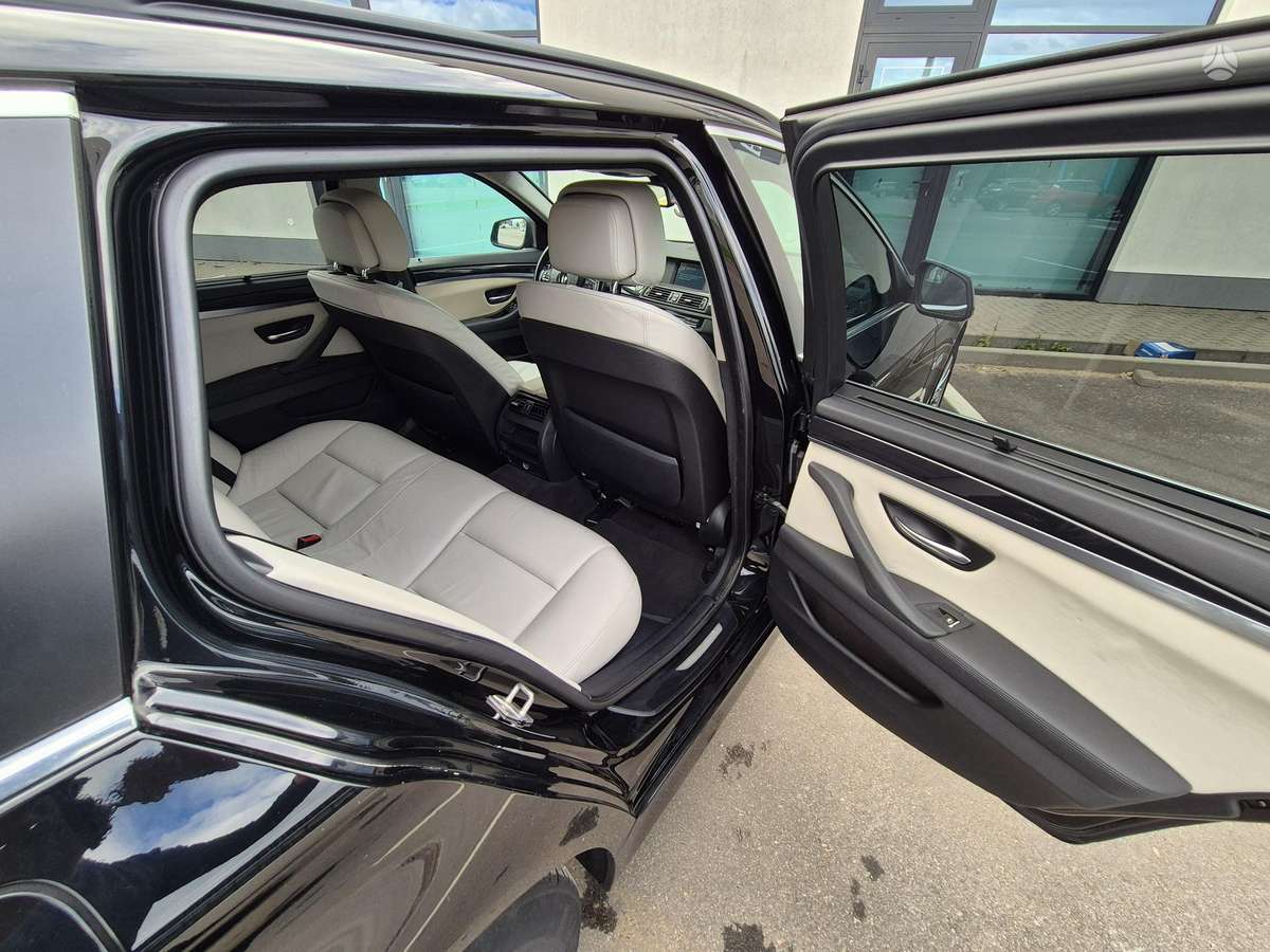 BMW 520, Универсал