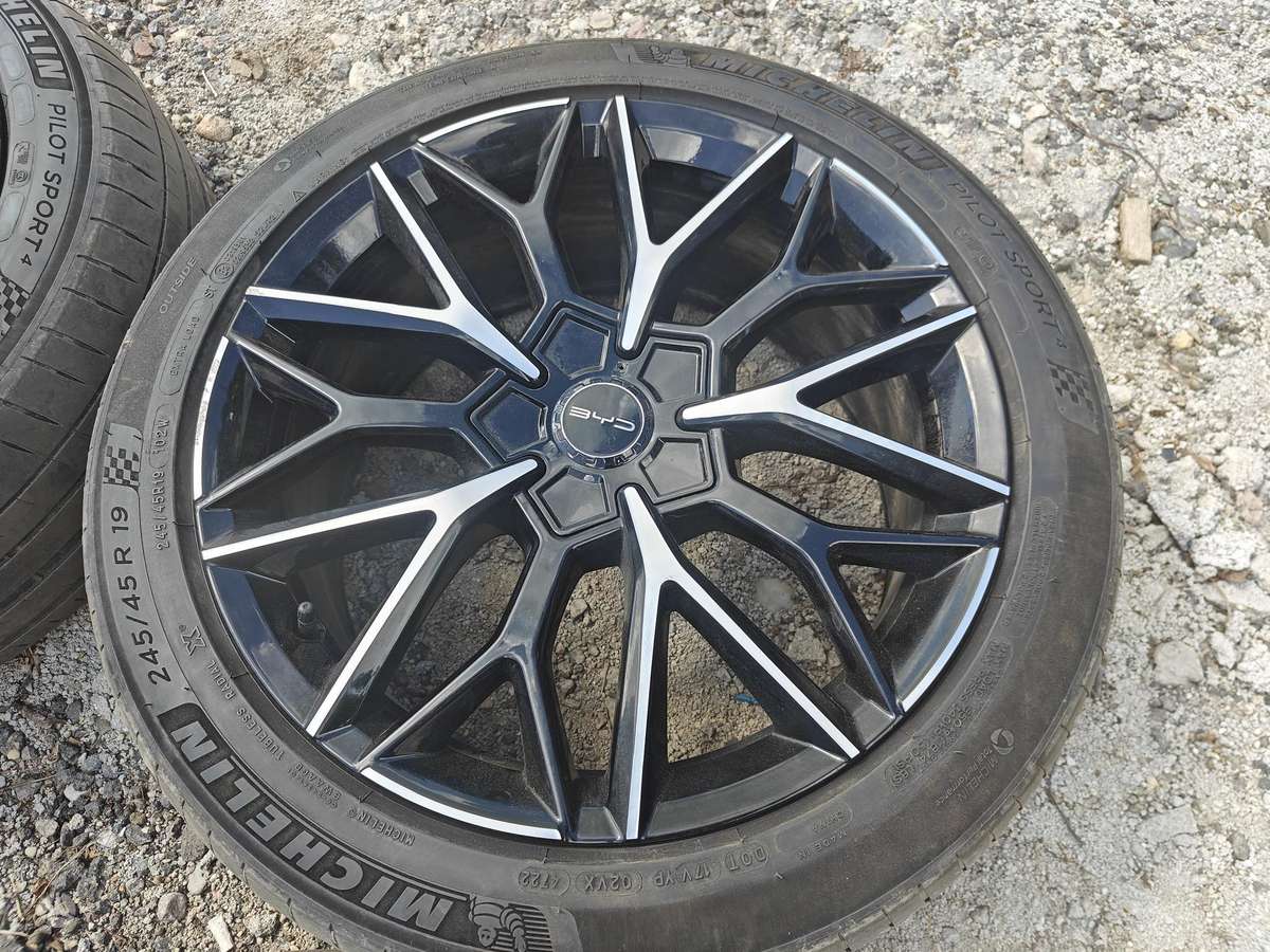 BYD Orginalūs BYD, lengvojo lydinio, R19