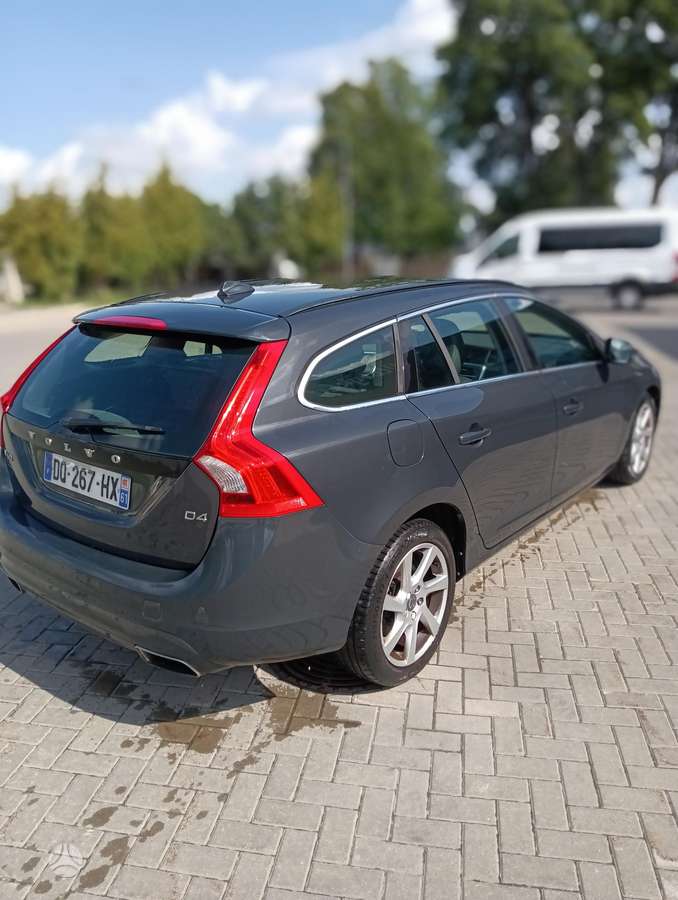 Volvo V60, 2.0 l., Универсал
