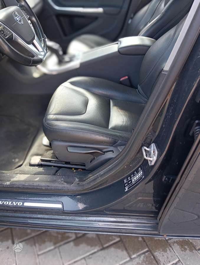 Volvo V60, 2.0 l., Универсал