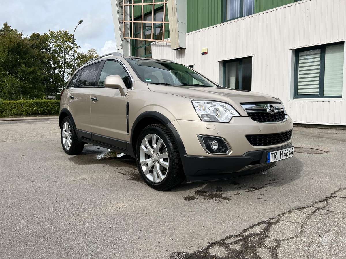 Opel Antara, 2.2 l., off-road / crossover