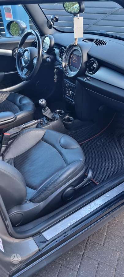 Mini One, 1.6 l., Хэтчбек