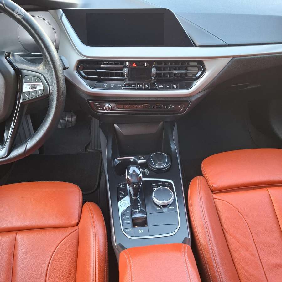 BMW 116, 1.5 l., Хэтчбек