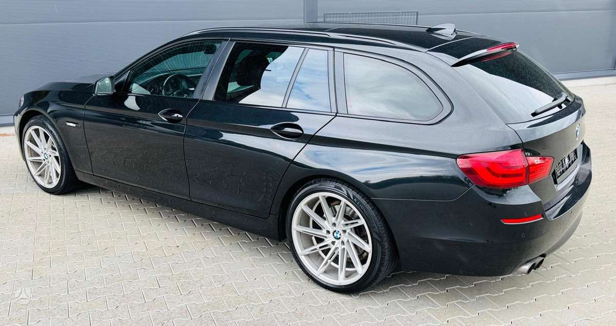 BMW 525, 2.0 l., Универсал