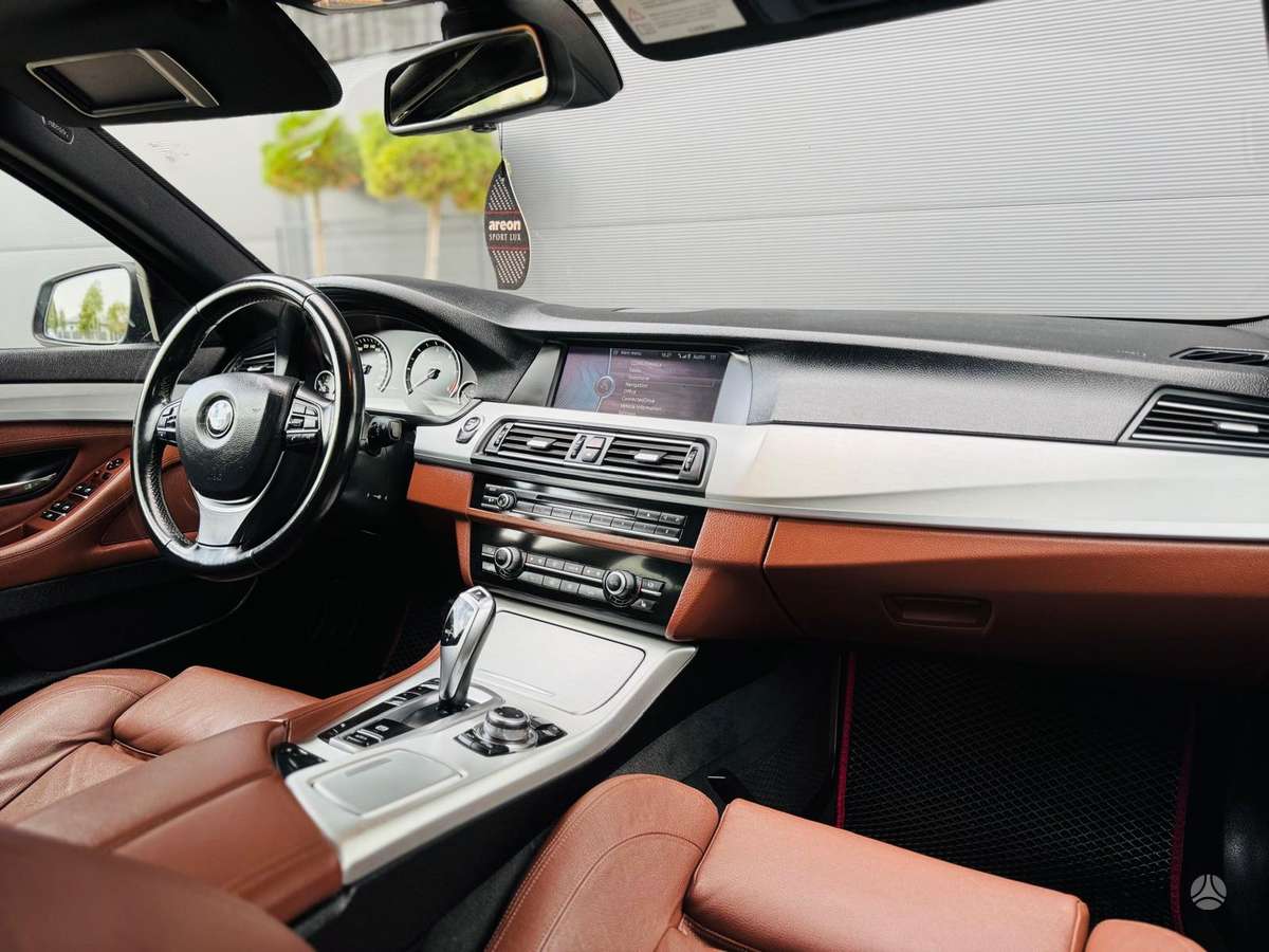 BMW 525, 2.0 l., Универсал