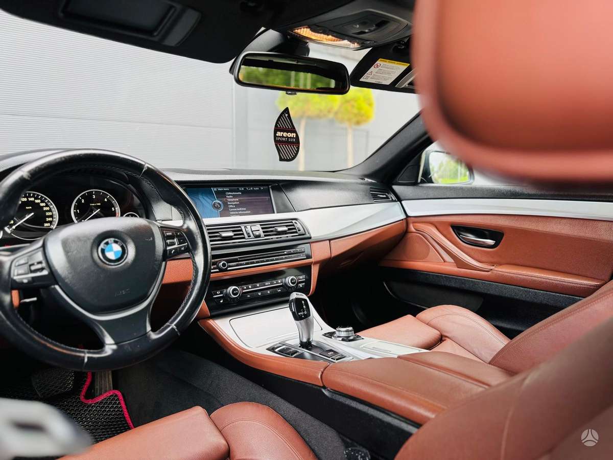 BMW 525, 2.0 l., Универсал