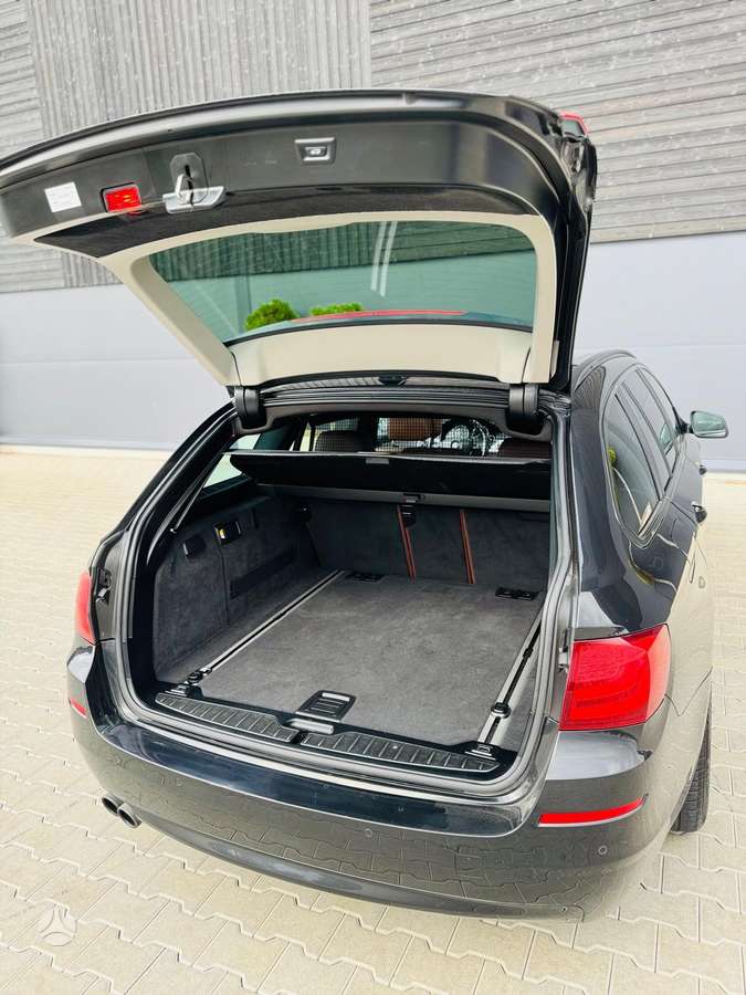 BMW 525, 2.0 l., Универсал