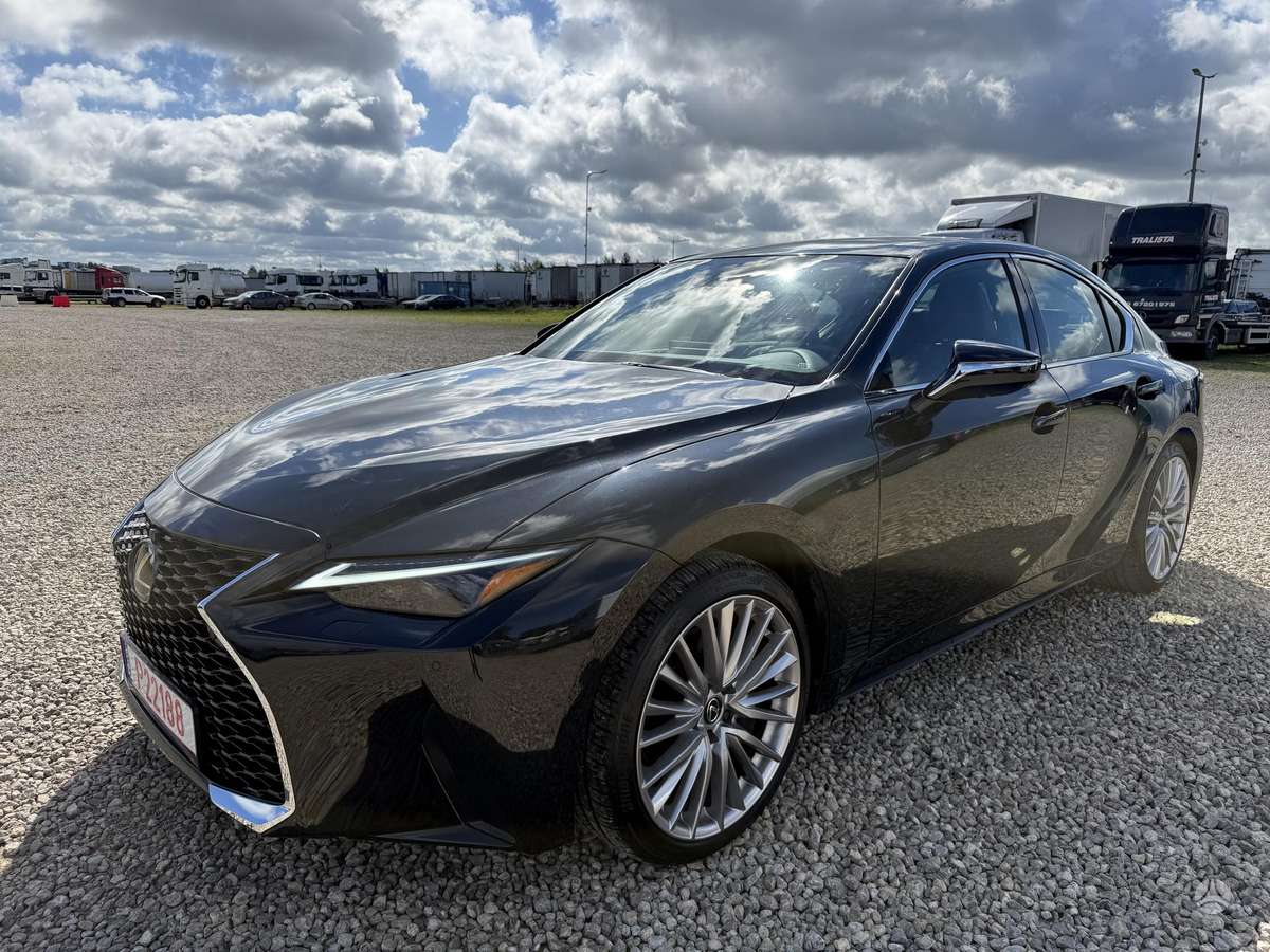 Lexus IS 300, 3.0 l., Седан