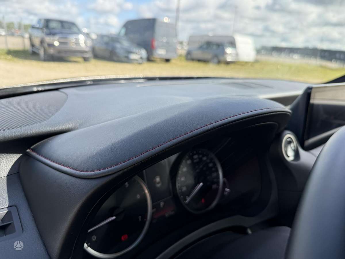Lexus IS 300, 3.0 l., Седан