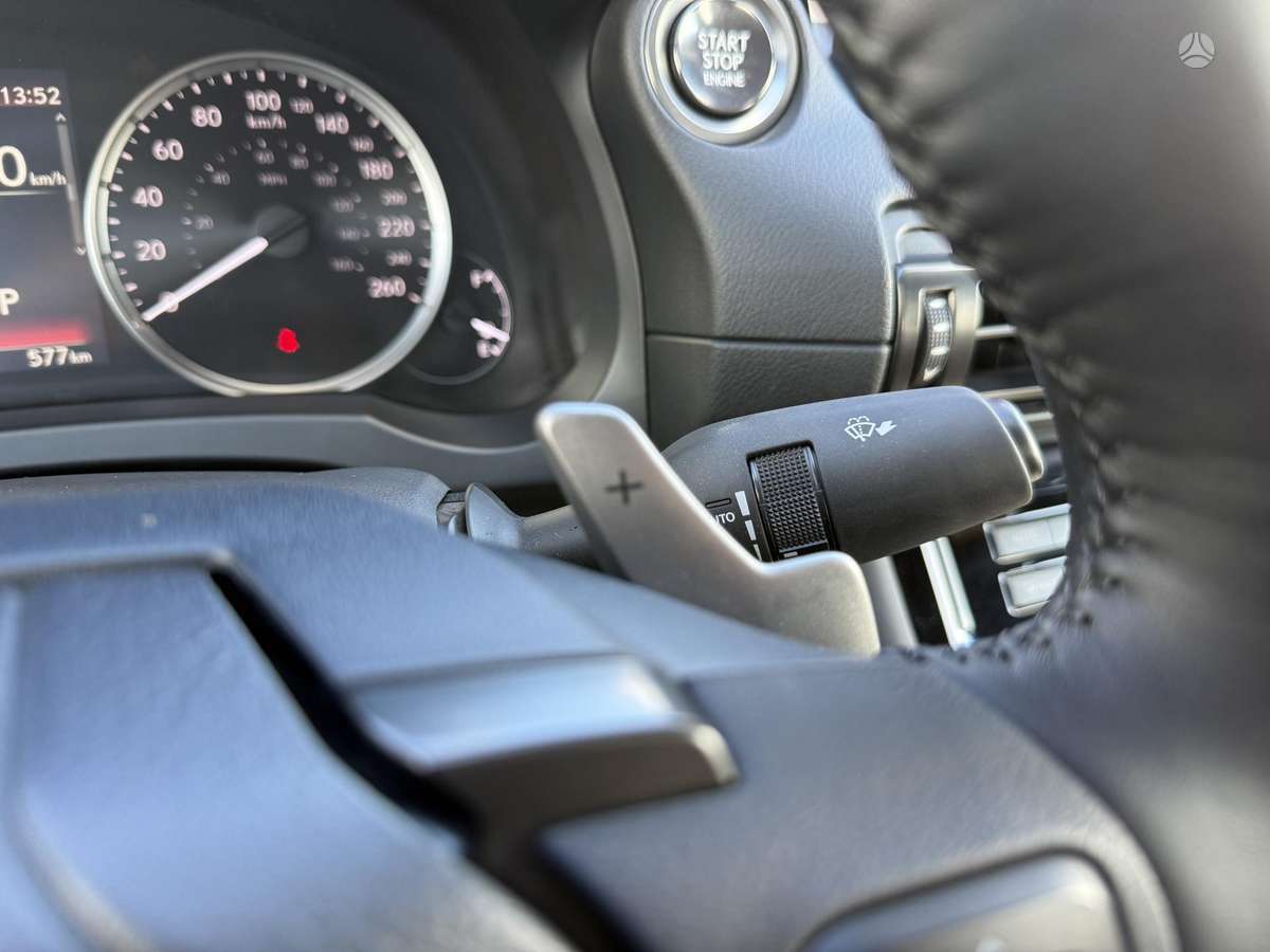 Lexus IS 300, 3.0 l., Седан