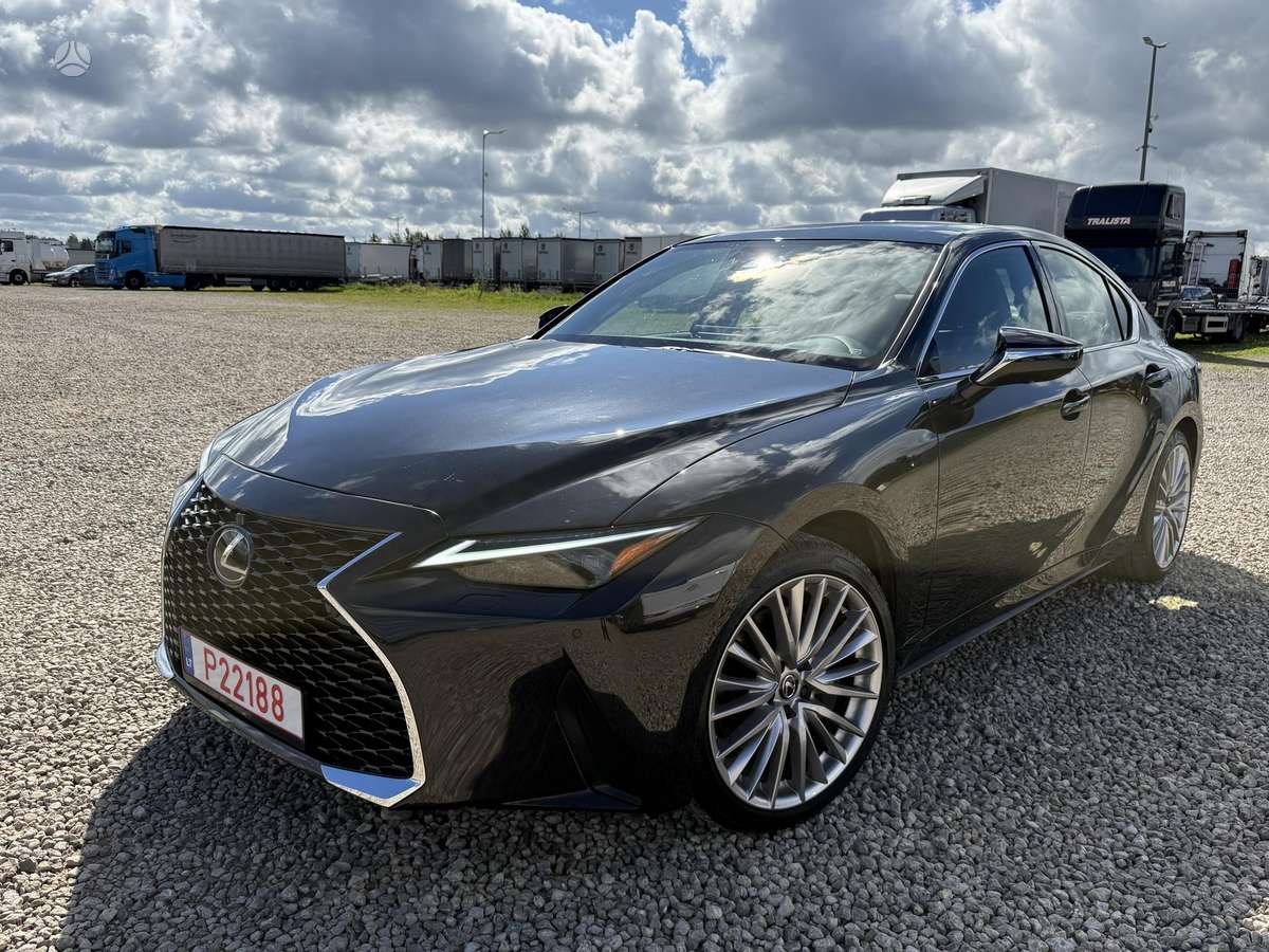 Lexus IS 300, 3.0 l., Седан