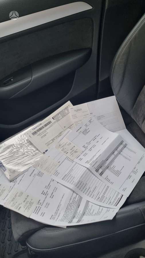 Audi Q3, 2.0 l., Внедорожник / Кроссовер