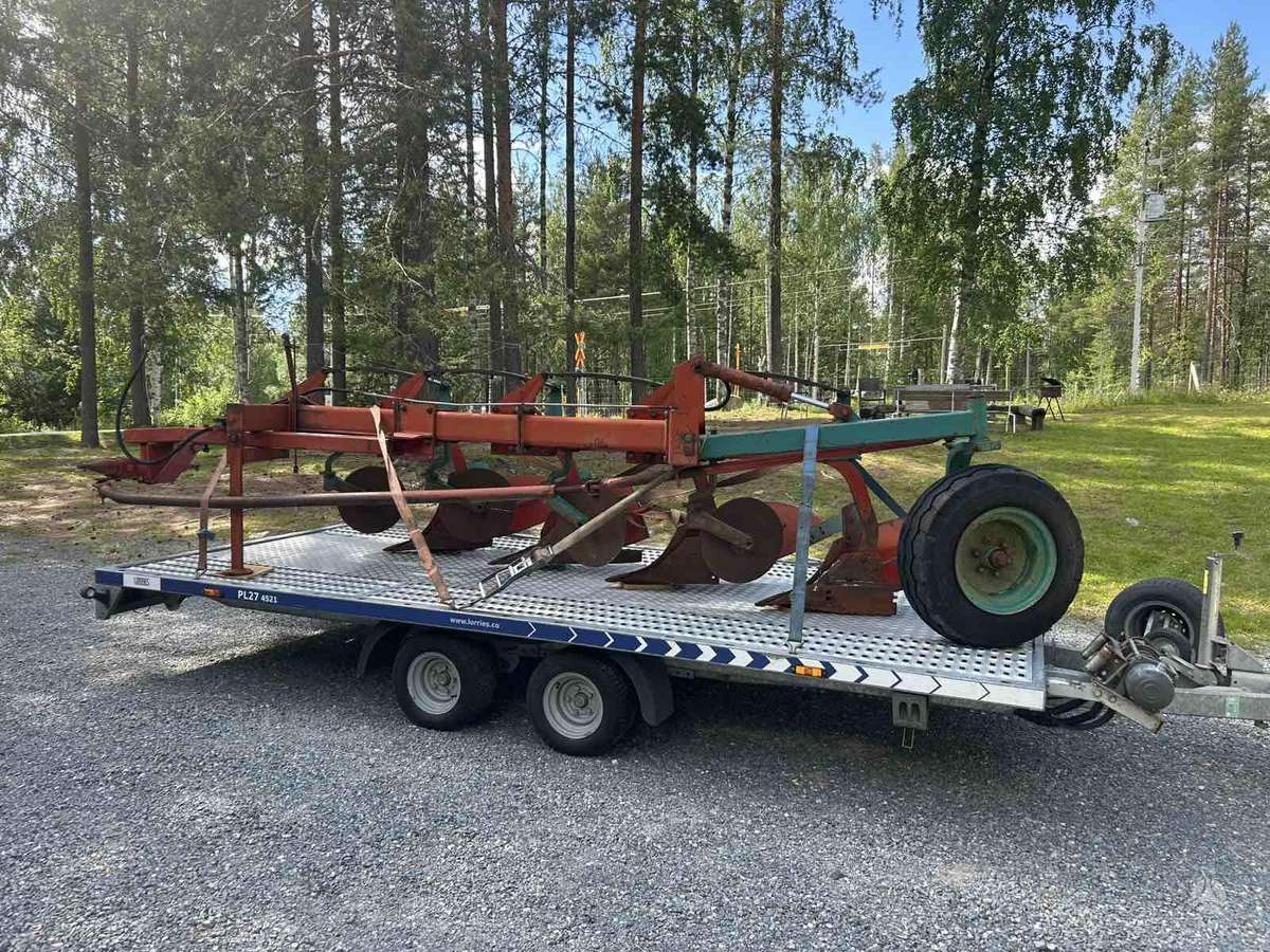 Kverneland 3748, arkli