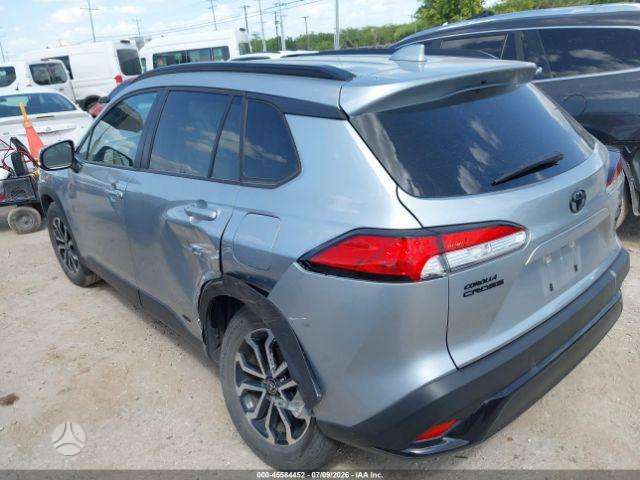Toyota Corolla Cross - 3