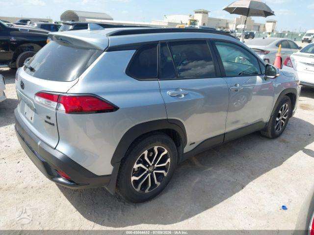 Toyota Corolla Cross - 4