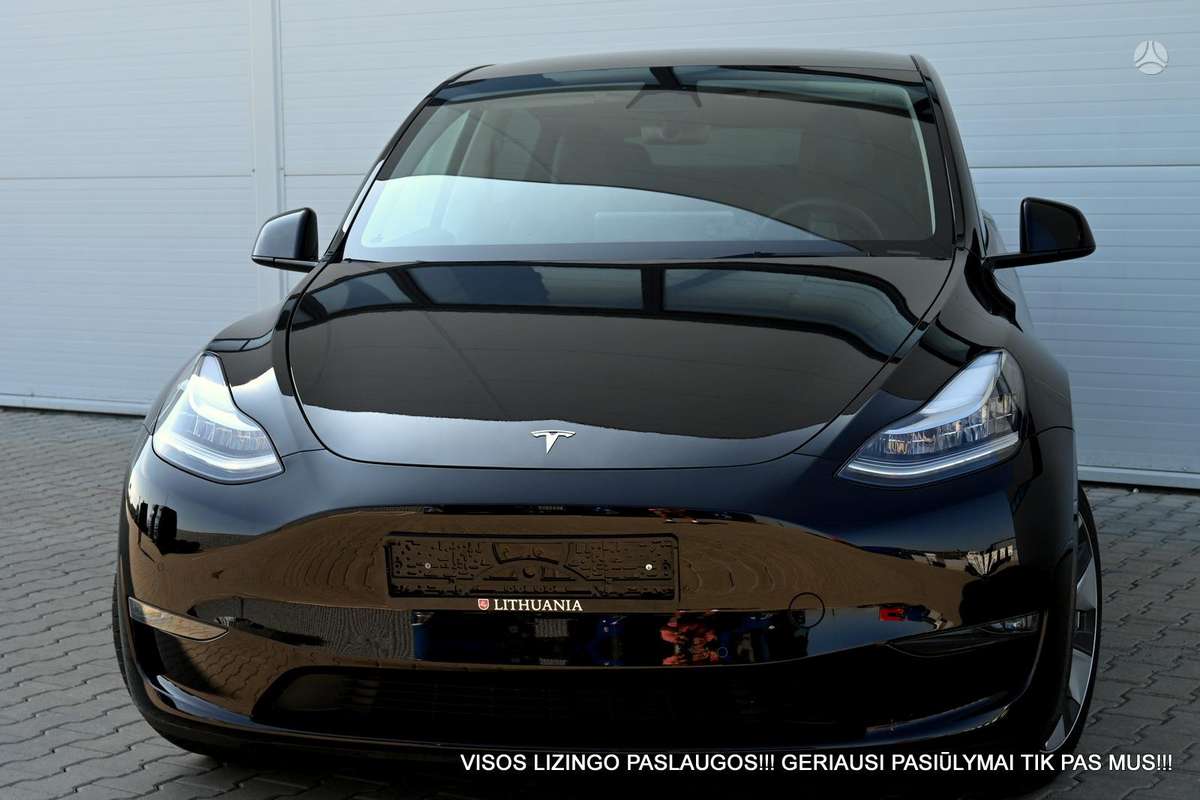 Tesla Model Y, 81 kWh, off-road / crossover