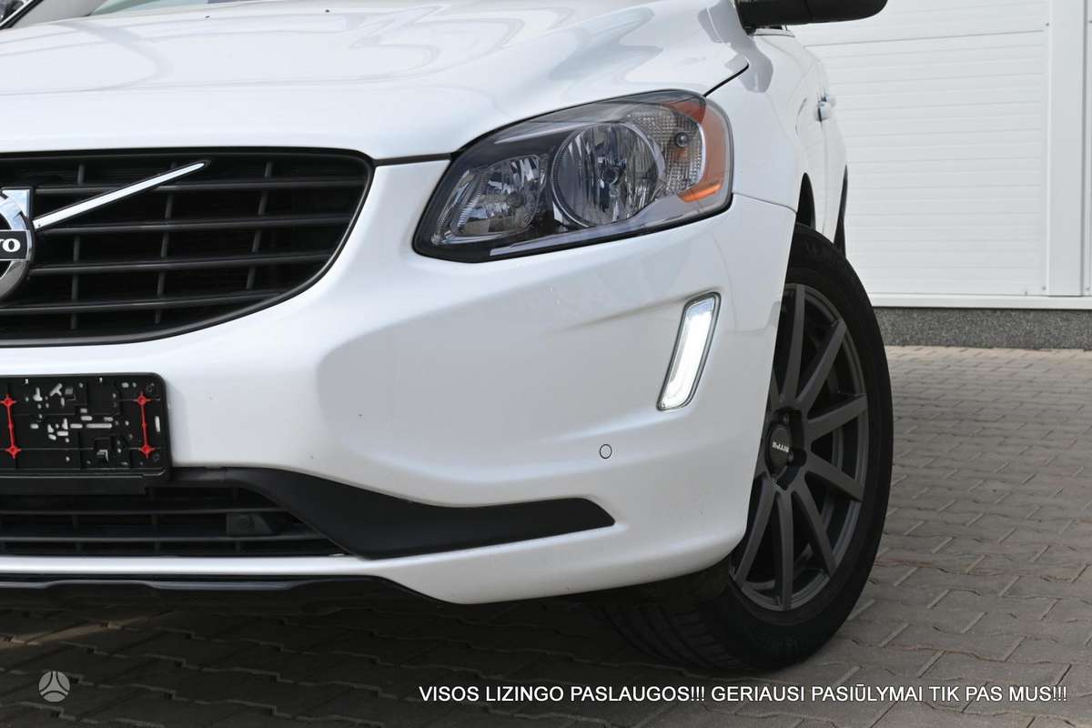 Volvo XC60, 2.0 l., off-road / crossover