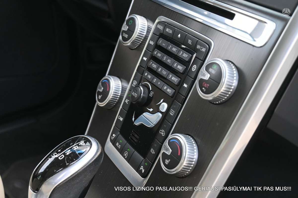 Volvo XC60, 2.0 l., off-road / crossover