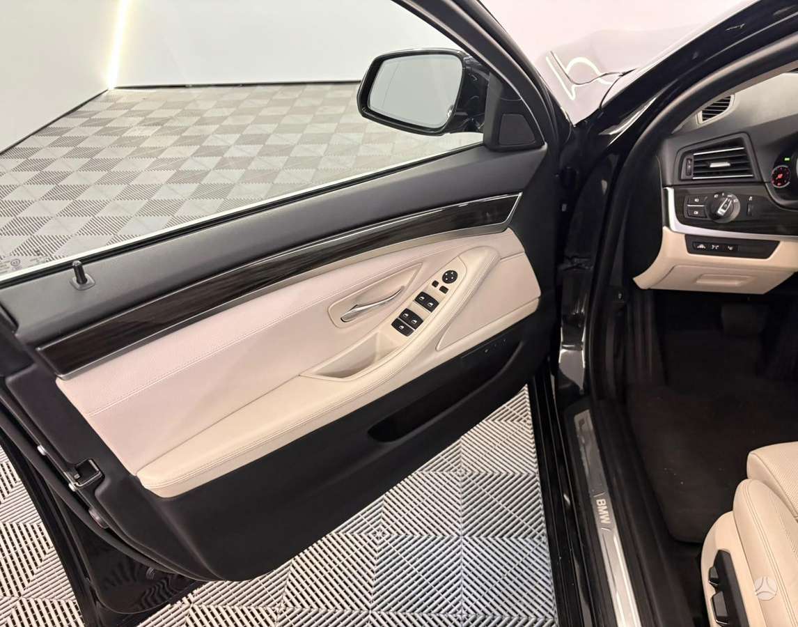 BMW 530, 3.0 l., Универсал