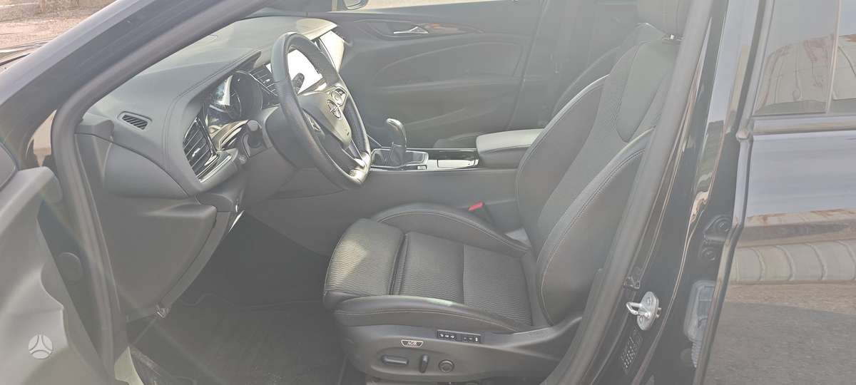 Opel Insignia, 1.6 l., Универсал