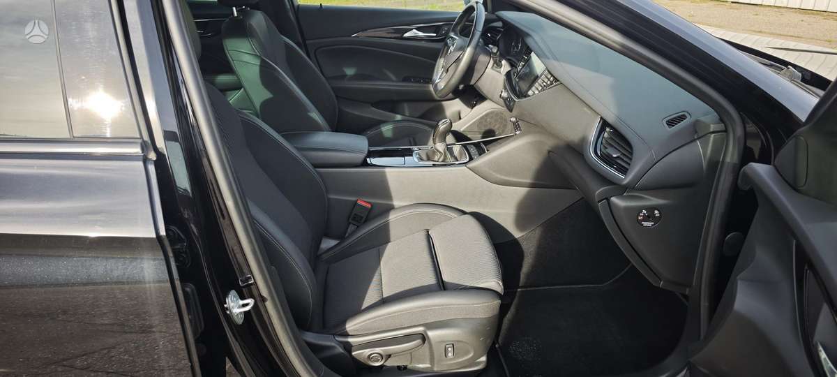 Opel Insignia, 1.6 l., Универсал