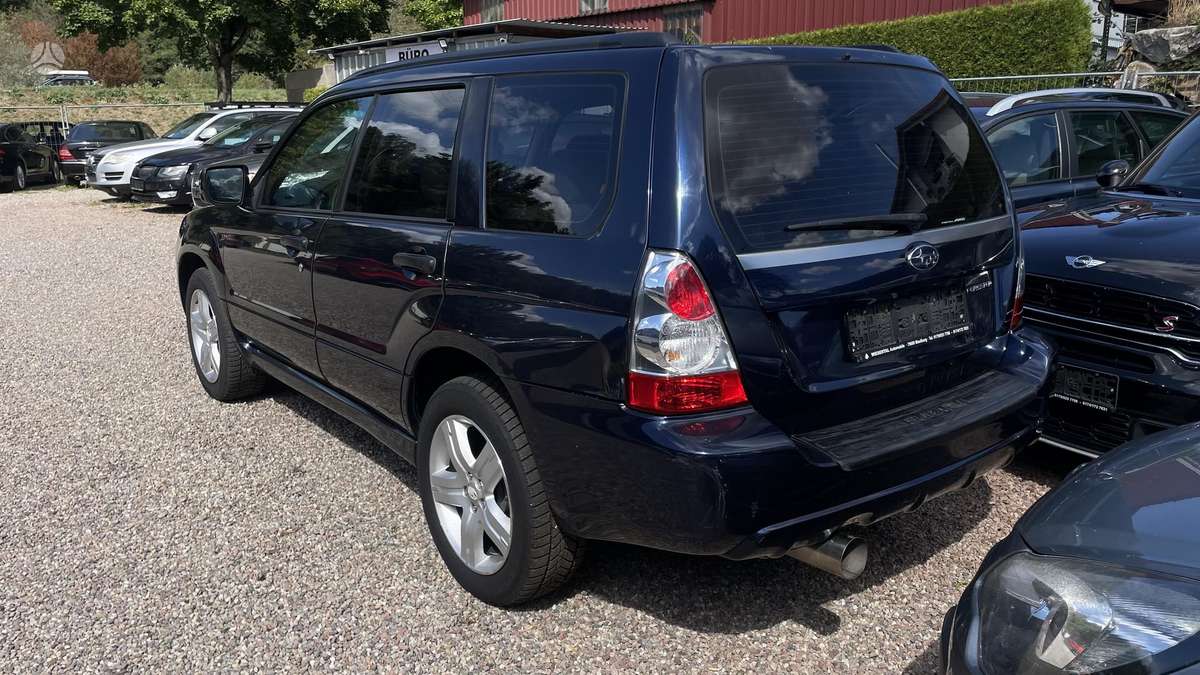Subaru Forester, 2.5 l., off-road / crossover