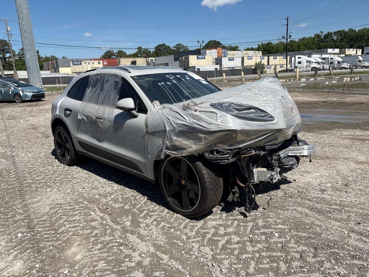 Porsche Macan - 3