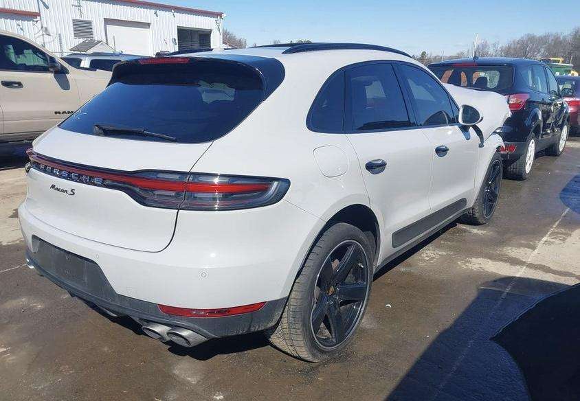 Porsche Macan - 10