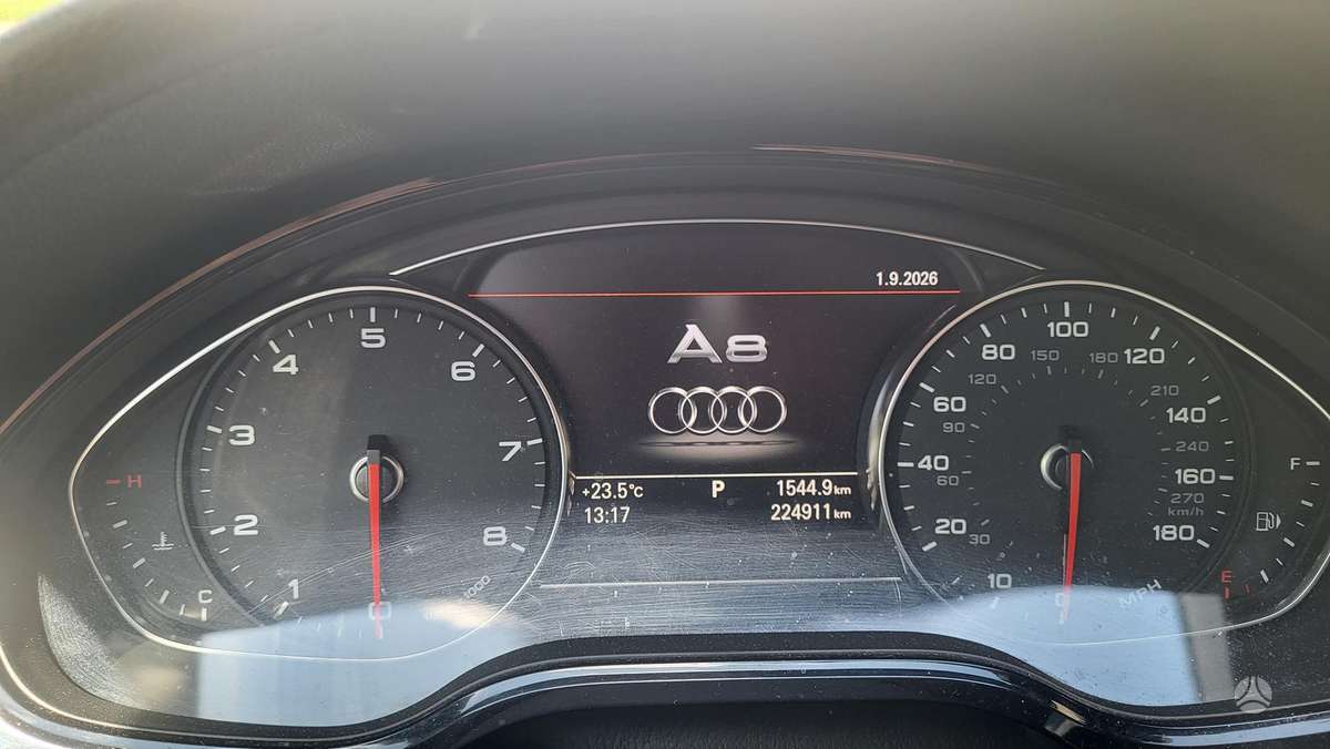 Audi A8 L, 3.0 l., Седан